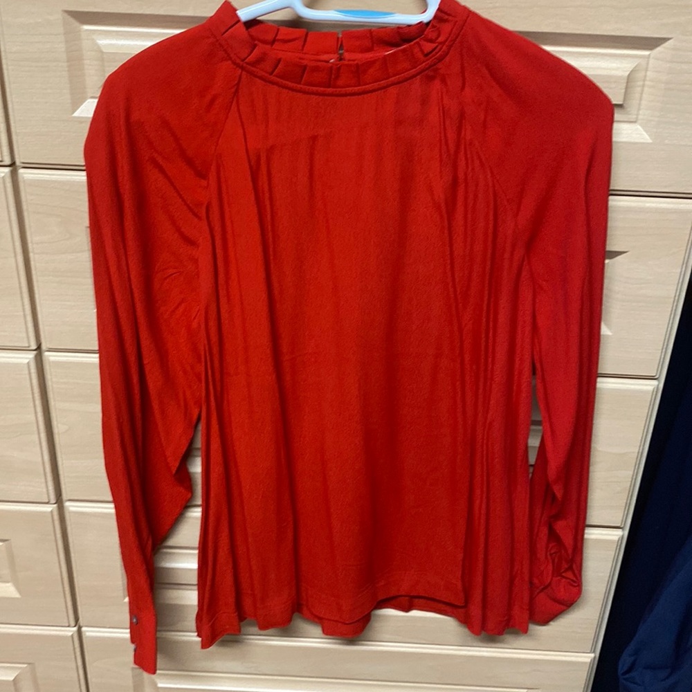 Red pleated neck long sleeve blouse